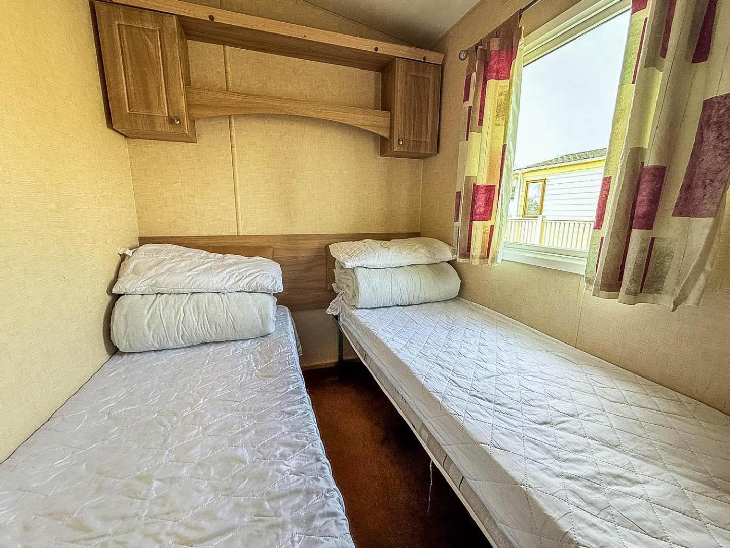 Spacious 8 Berth Caravan At Southview Holiday Park Near Skegness Ref 33018Ml Екстериор снимка