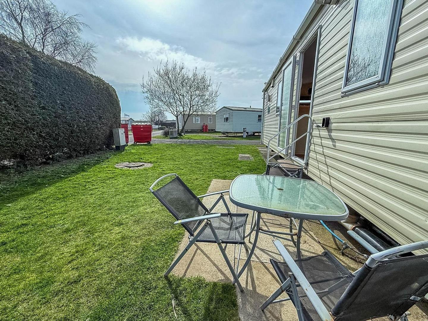 Spacious 8 Berth Caravan At Southview Holiday Park Near Skegness Ref 33018Ml Екстериор снимка